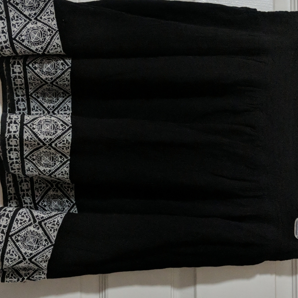 Black skirt